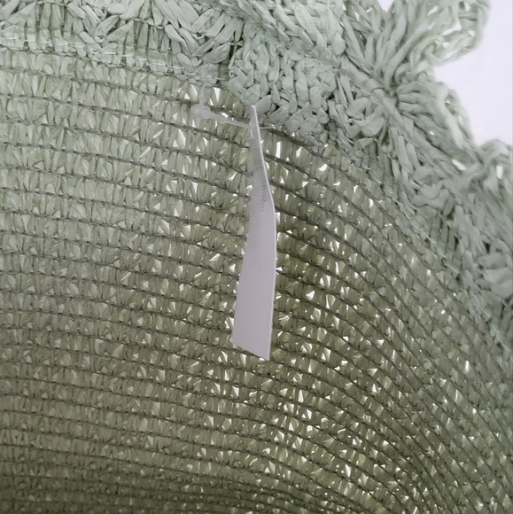 Straw Large Floral Top Trim Tote Handbag - Picture 6 of 7